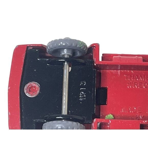 1960s Vintage Lesney Matchbox RED No13 THAMES TRADE WRECK TOW TRUCK England - Picture 6 of 7